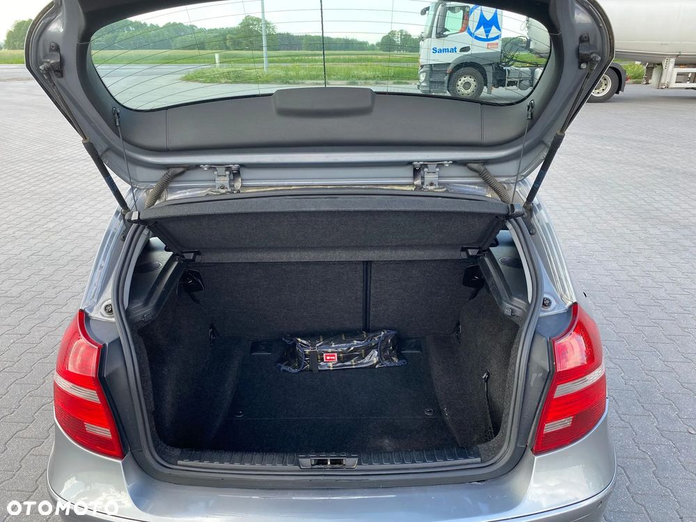 BMW Seria 1 - 19