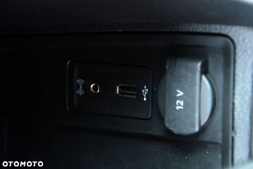Volkswagen Caddy - 12