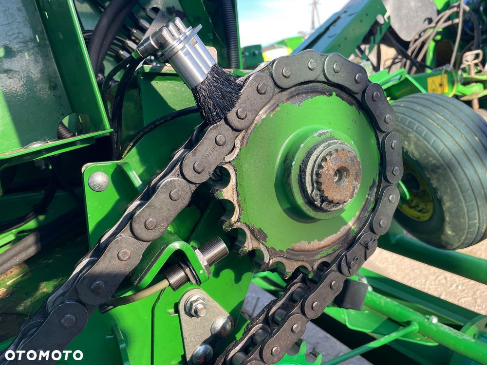 John Deere V461M - 15