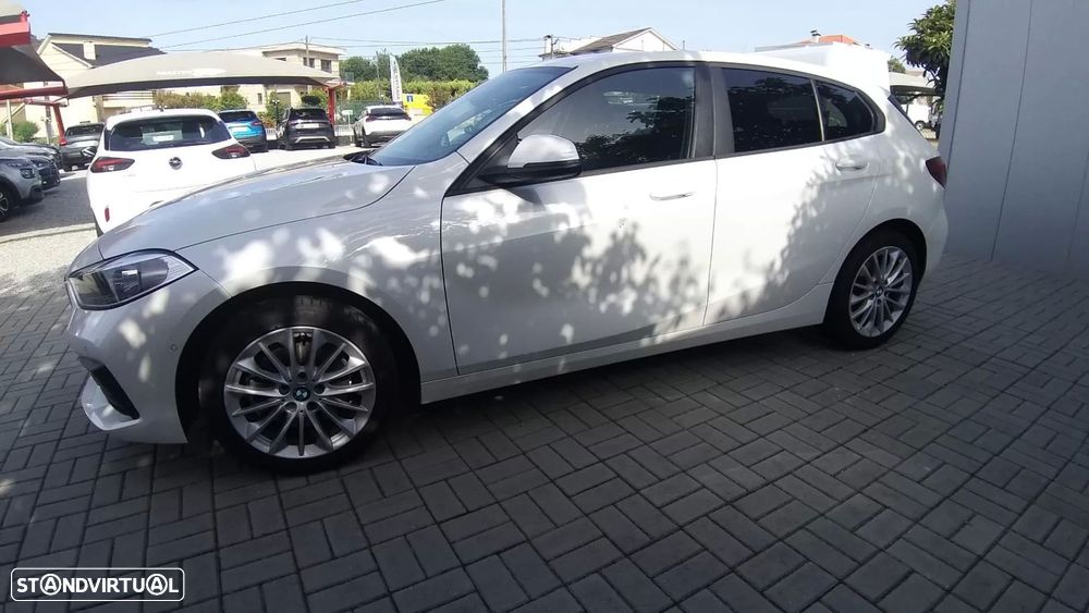 BMW 116 d Pack Essence - 26