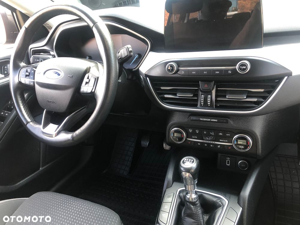 Ford Focus 1.5 EcoBoost SYNC Edition ASS - 14
