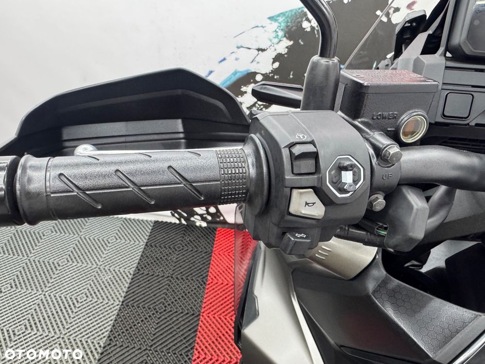 Honda ADV350 - 26