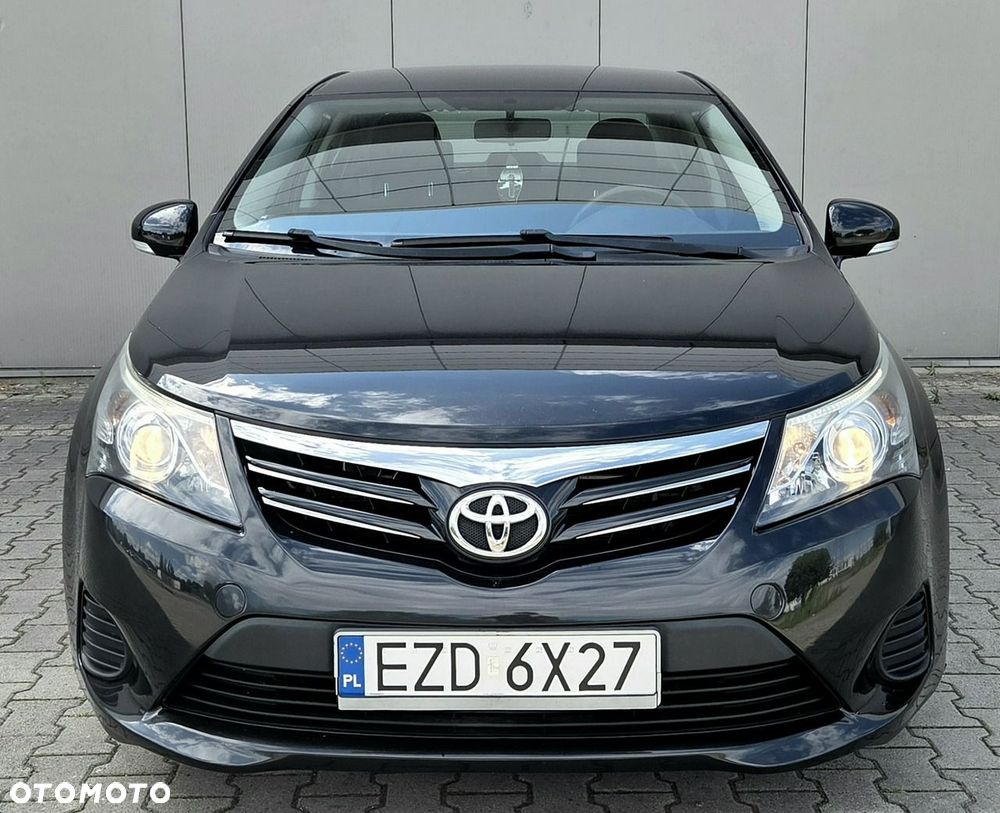 Toyota Avensis 2.0 D-4D Sol - 30