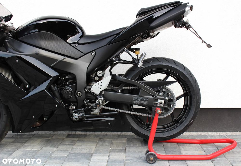 Kawasaki ZXR - 8