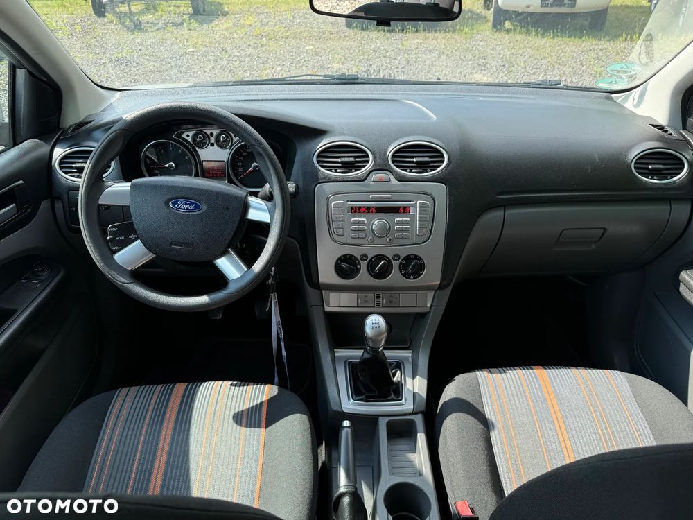Ford Focus 1.6 16V Silver Magic - 6