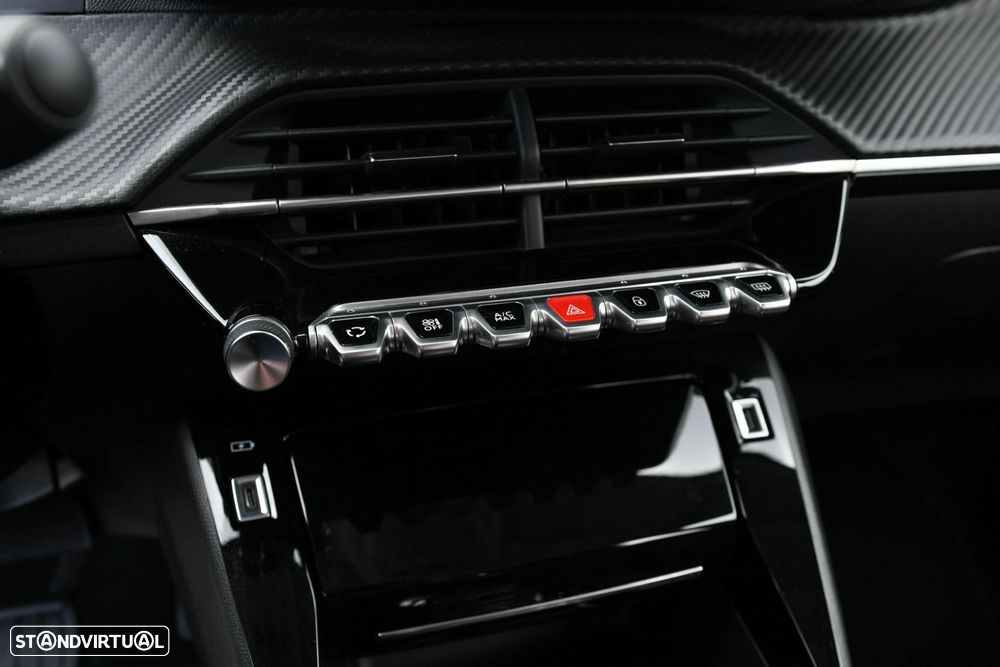 Peugeot 208 1.2 PureTech Allure EAT8 - 24