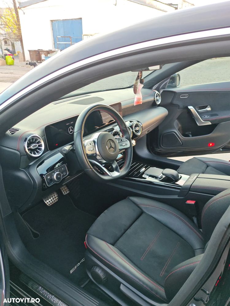 Mercedes-Benz CLA 220 4Matic 7G-DCT AMG Line - 17