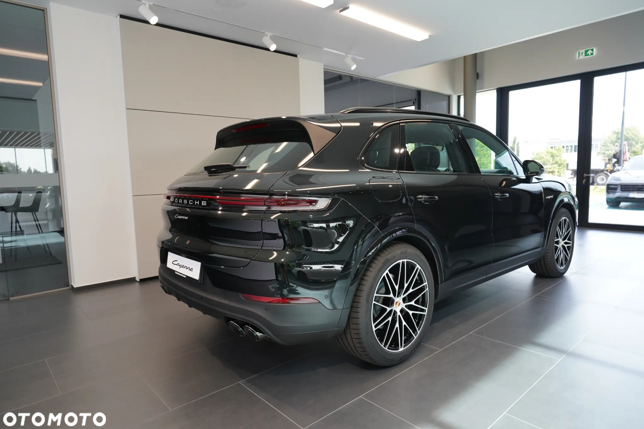 Porsche Cayenne E-Hybrid PHEV - 3