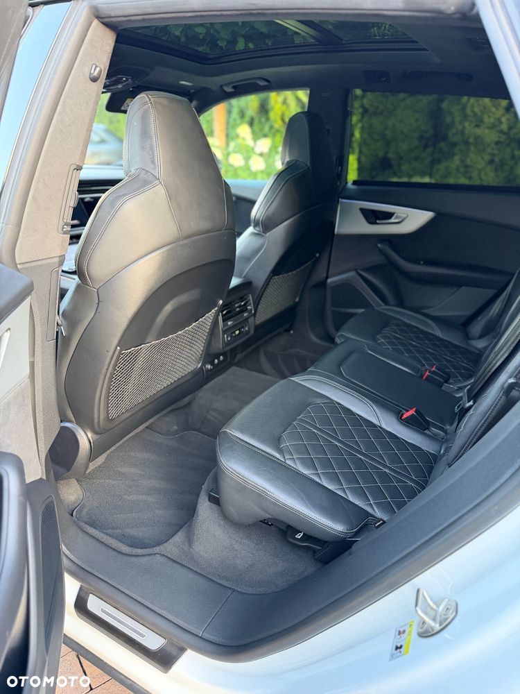 Audi Q8 55 TFSIe quattro tiptronic competition plus - 6
