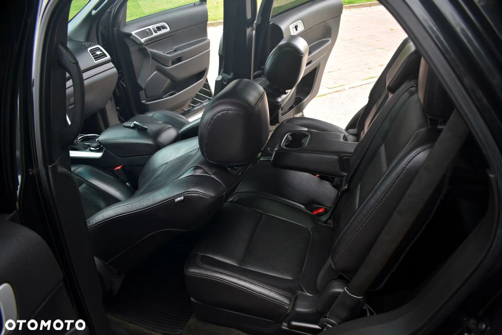 Ford Explorer - 8