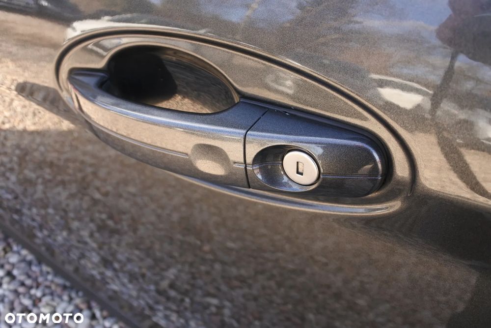 Ford Grand C-MAX 1.0 EcoBoost Start-Stopp-System Titanium - 26