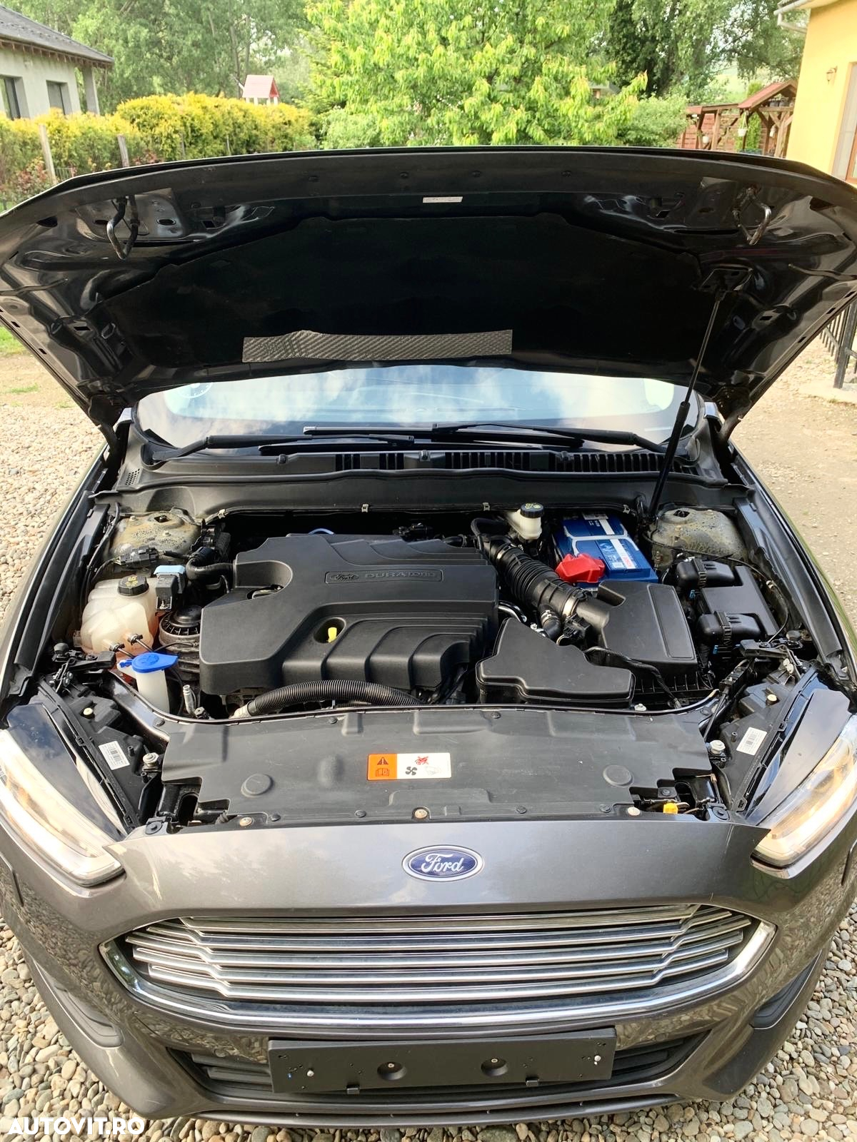 Ford Mondeo - 12