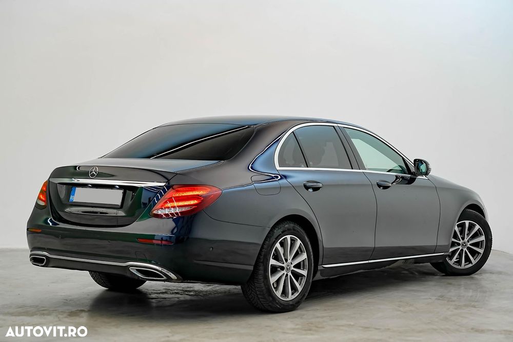 Mercedes-Benz E 220 d 9G-TRONIC Sportstyle Edition - 6