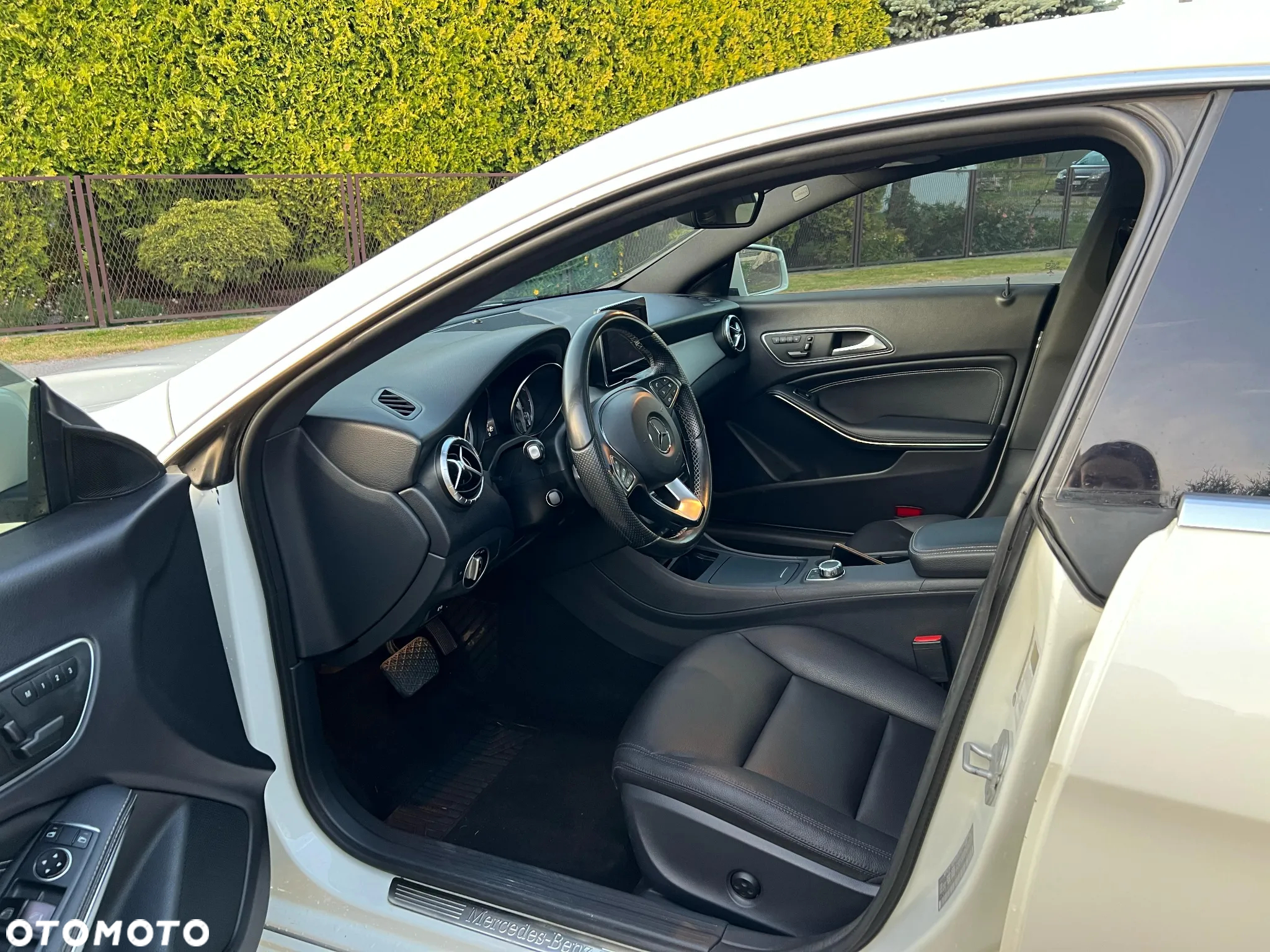 Mercedes-Benz CLA 250 7G-DCT AMG Line - 16