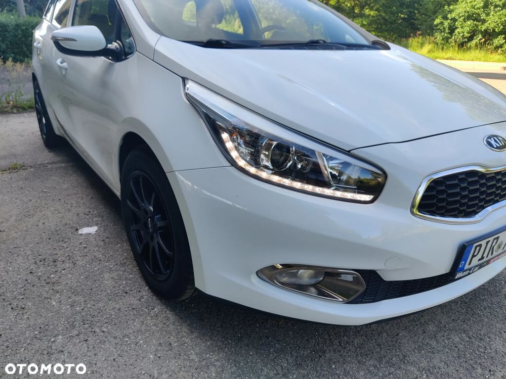 Kia Ceed 1.4 CRDi 90 Vision - 12