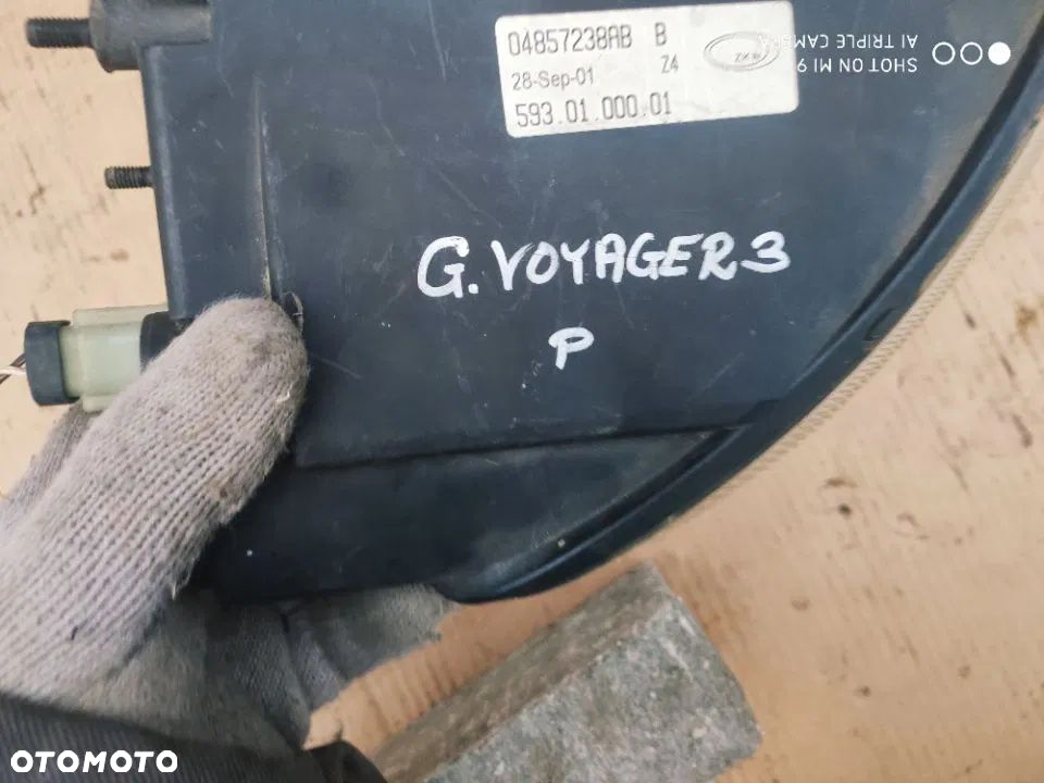 halogen prawy chrysler voyager iv - 4