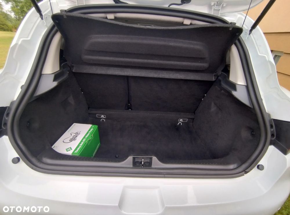 Renault Clio 1.2 16V 75 Life - 31