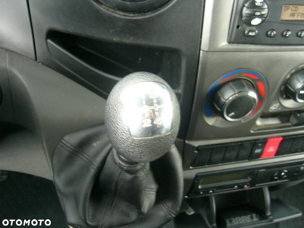 Iveco Daily 40C15 3,0 Tdi 150Ps EURO5 - 17