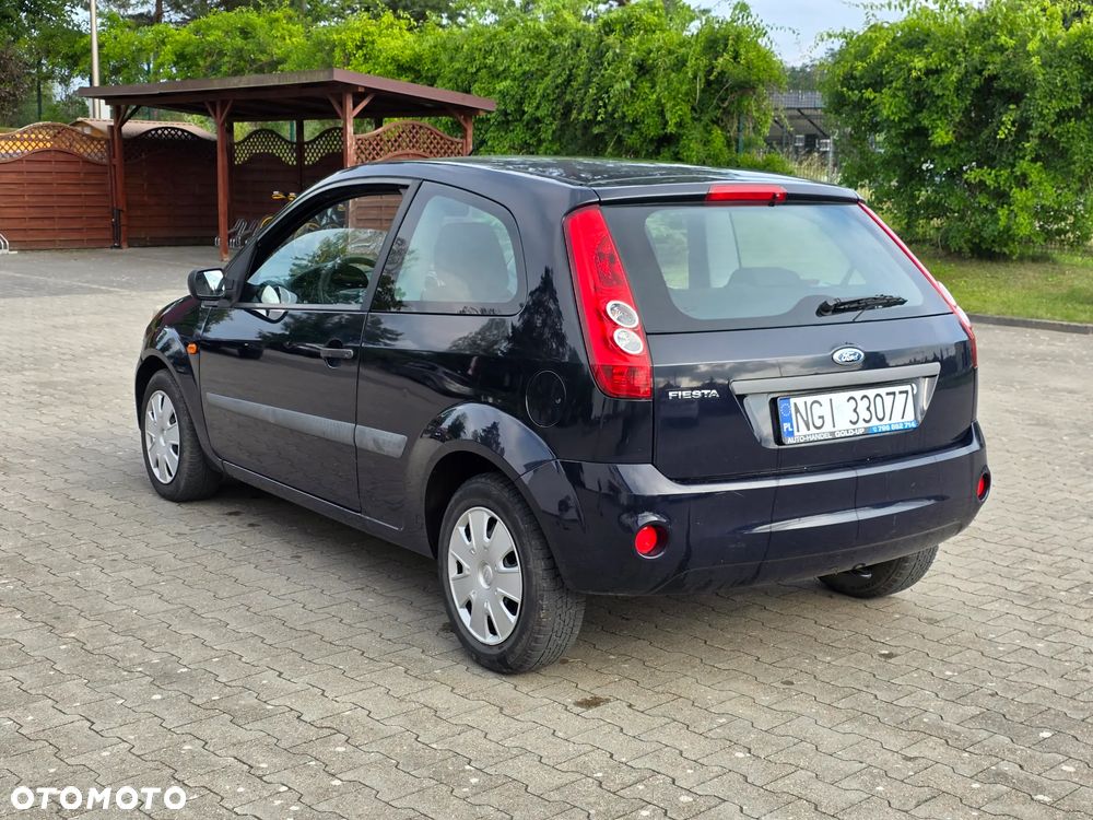 Ford Fiesta - 5