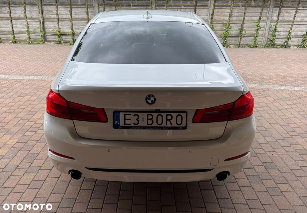 BMW Seria 5 520d Sport Line - 5