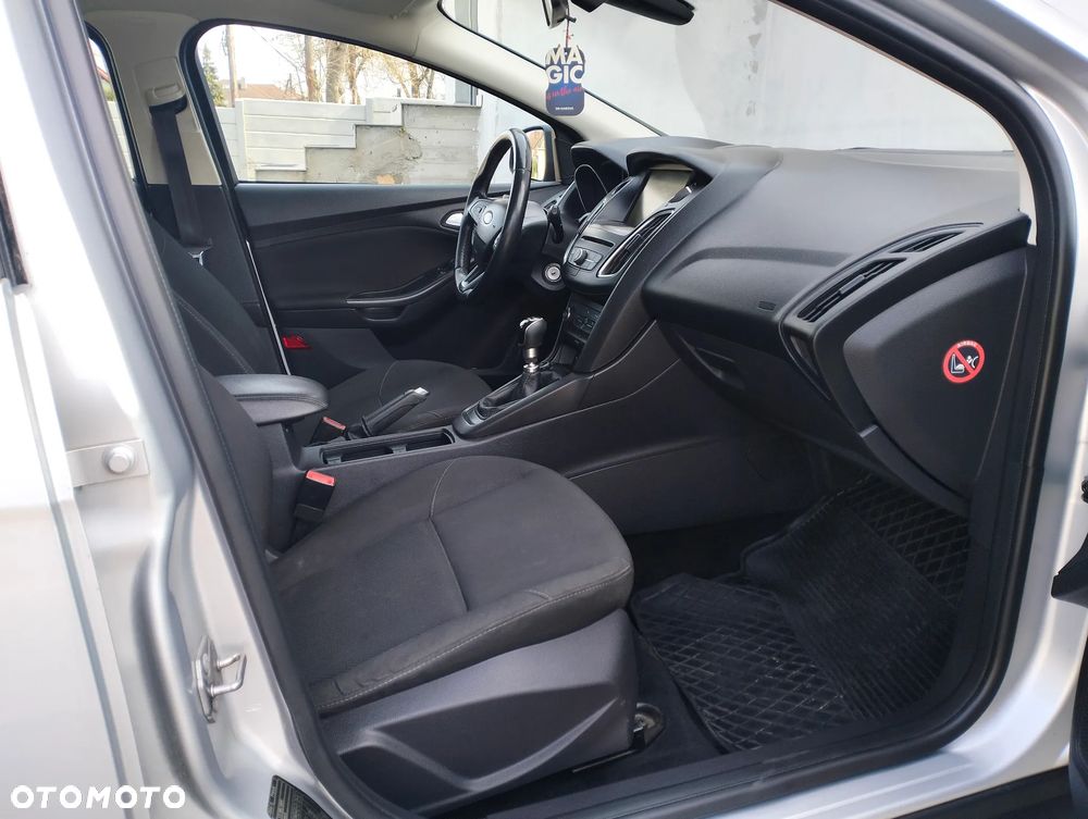 Ford Focus 1.5 TDCi DPF Start-Stopp-System COOL&CONNECT - 16
