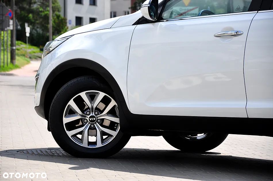 Kia Sportage 1.6 GDI 2WD DREAM-TEAM EDITION - 13
