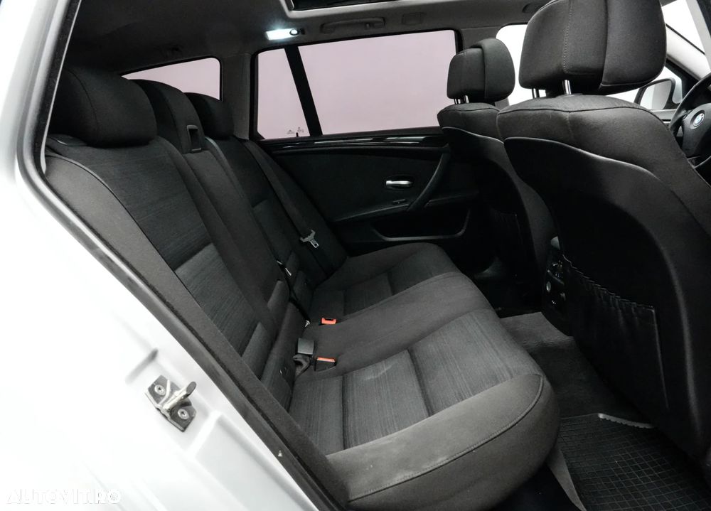 BMW Seria 5 520d Aut. Modern Line - 18