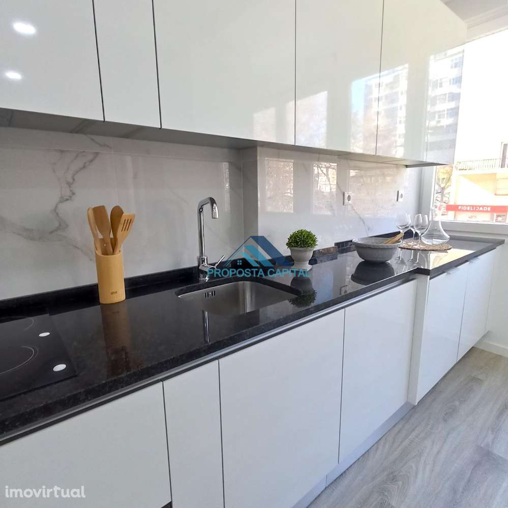 Apartamento T3 - Em Remodelação Total - Grande imagem: 4/10