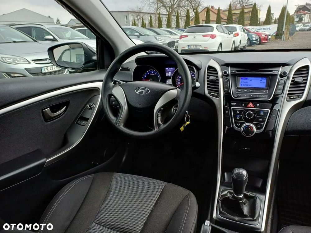 Hyundai i30 1.4 Classic + - 19