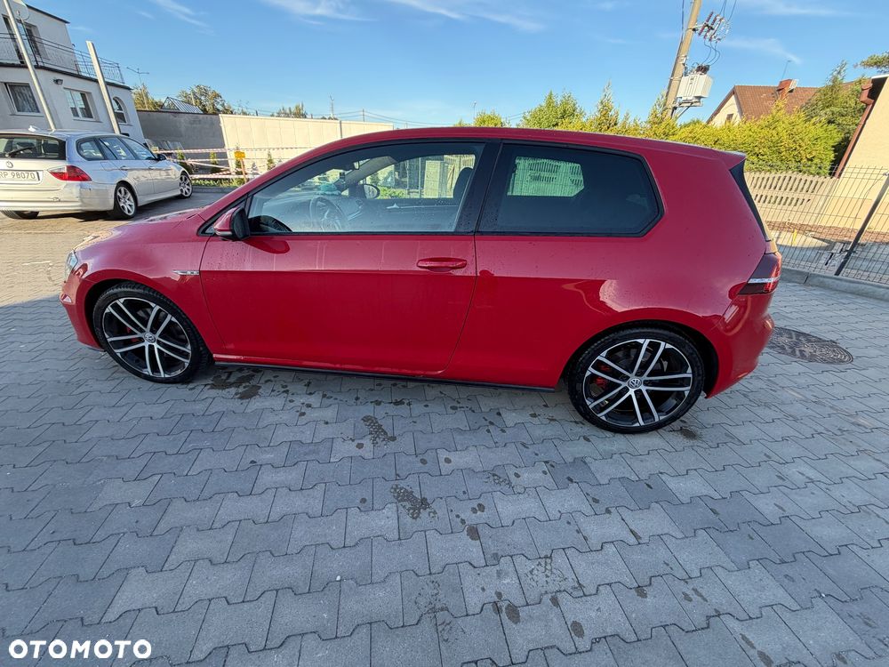 Volkswagen Golf 2.0 TDI BMT GTD DSG - 2