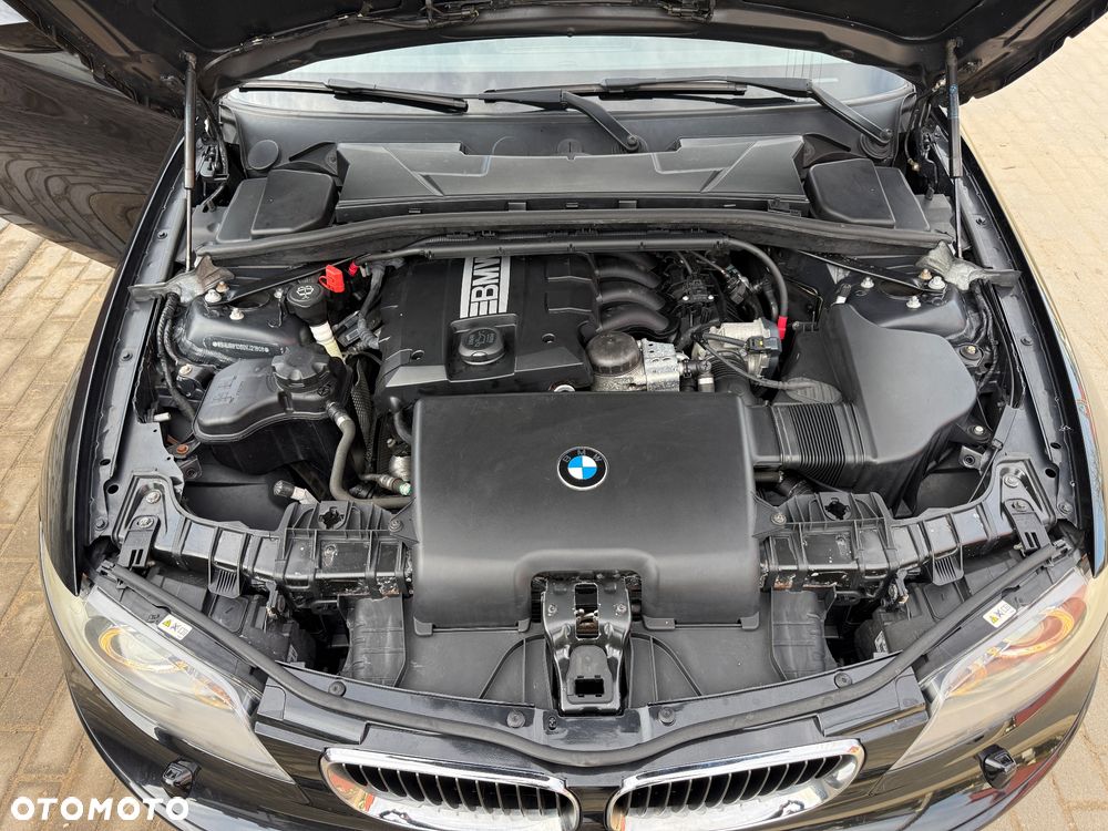 BMW Seria 1 118i - 22