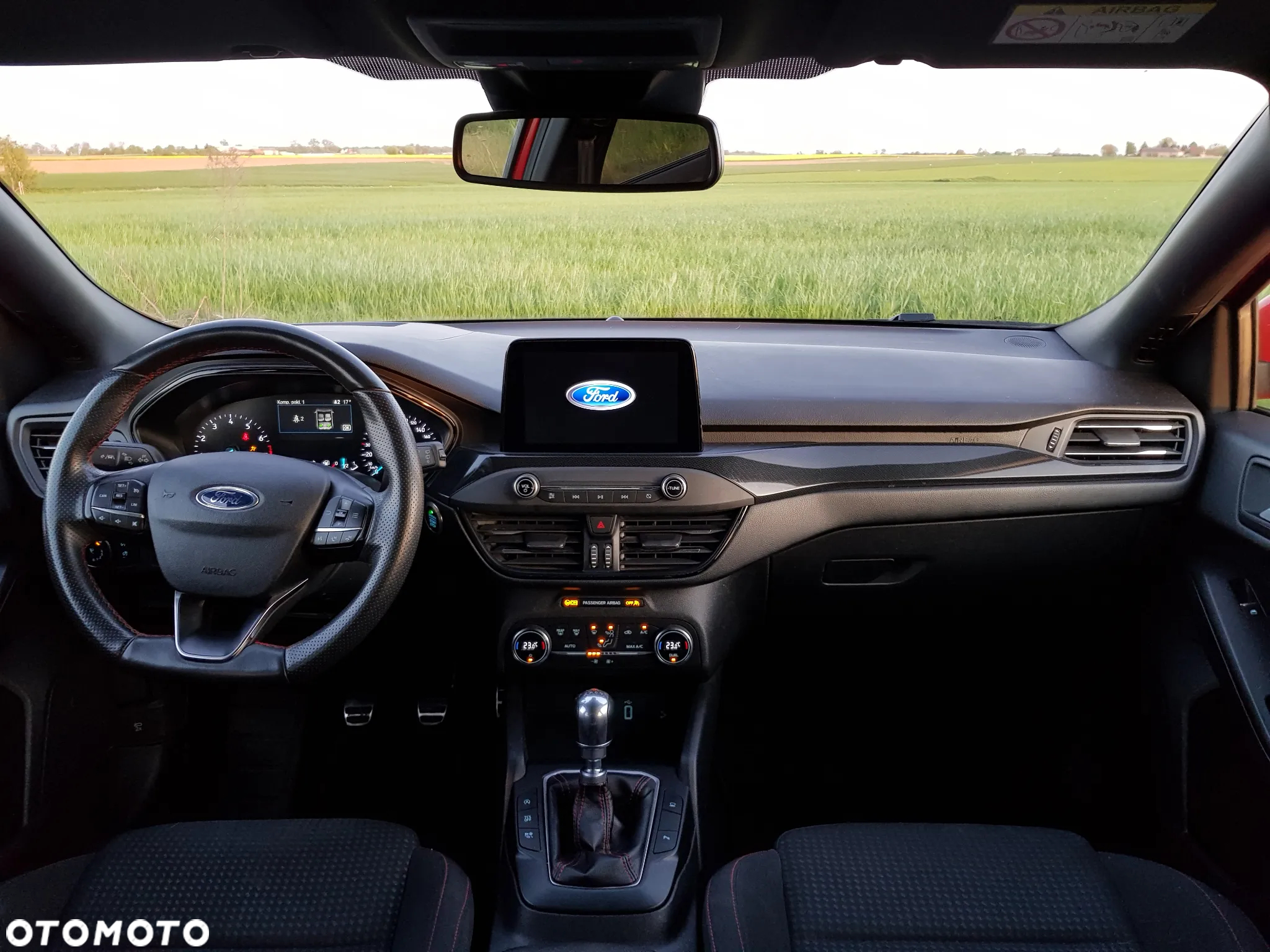 Ford Focus 1.0 EcoBoost ST-Line - 16