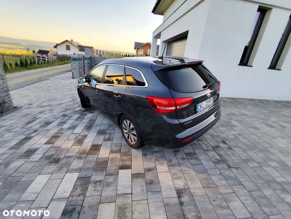 Kia Ceed 1.6 CRDi GT Line DCT - 2
