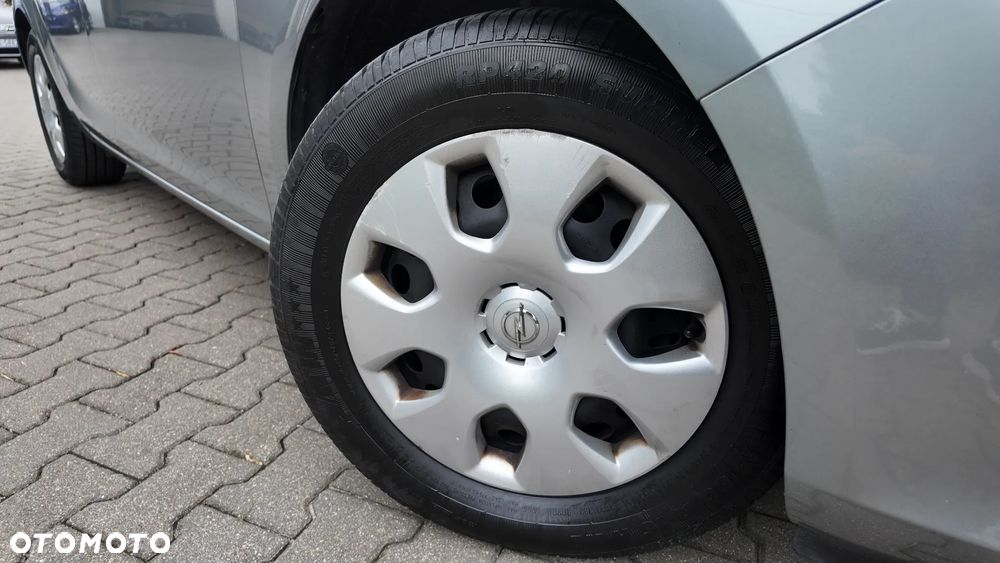 Opel Astra III 1.7 CDTI - 11