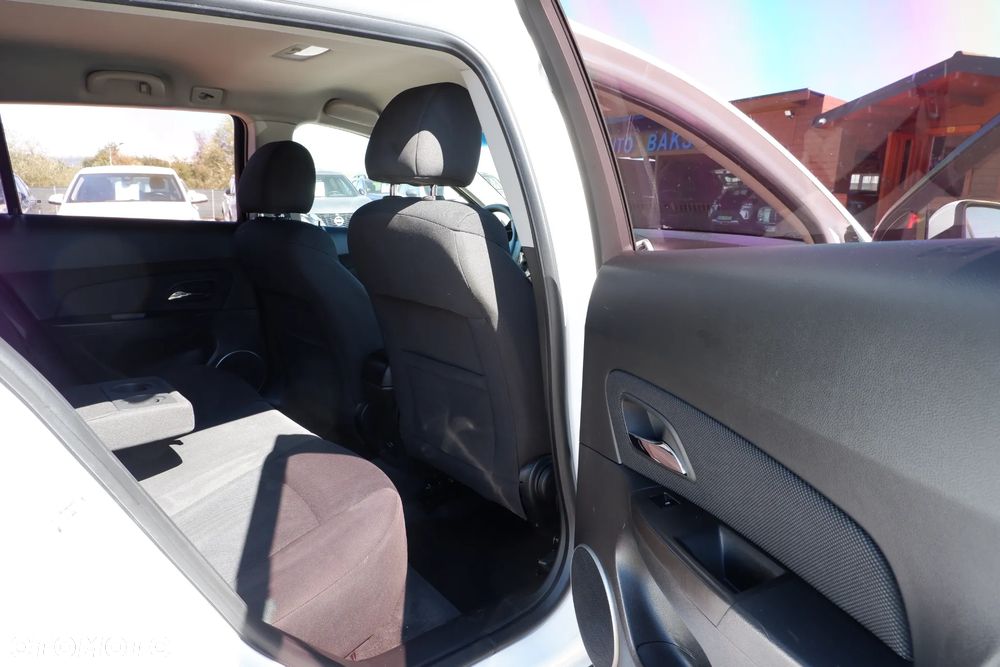 Chevrolet Cruze 1.7TD LT+ - 9