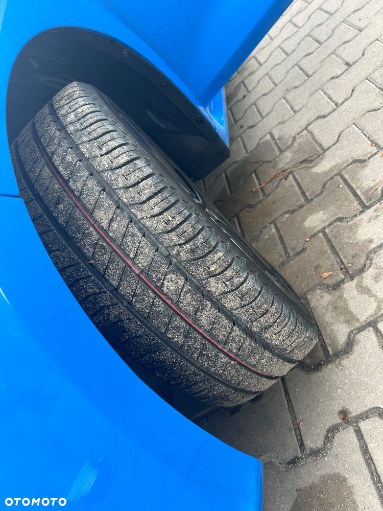 Toyota Yaris Hybrid 1.5 GR Sport - 9