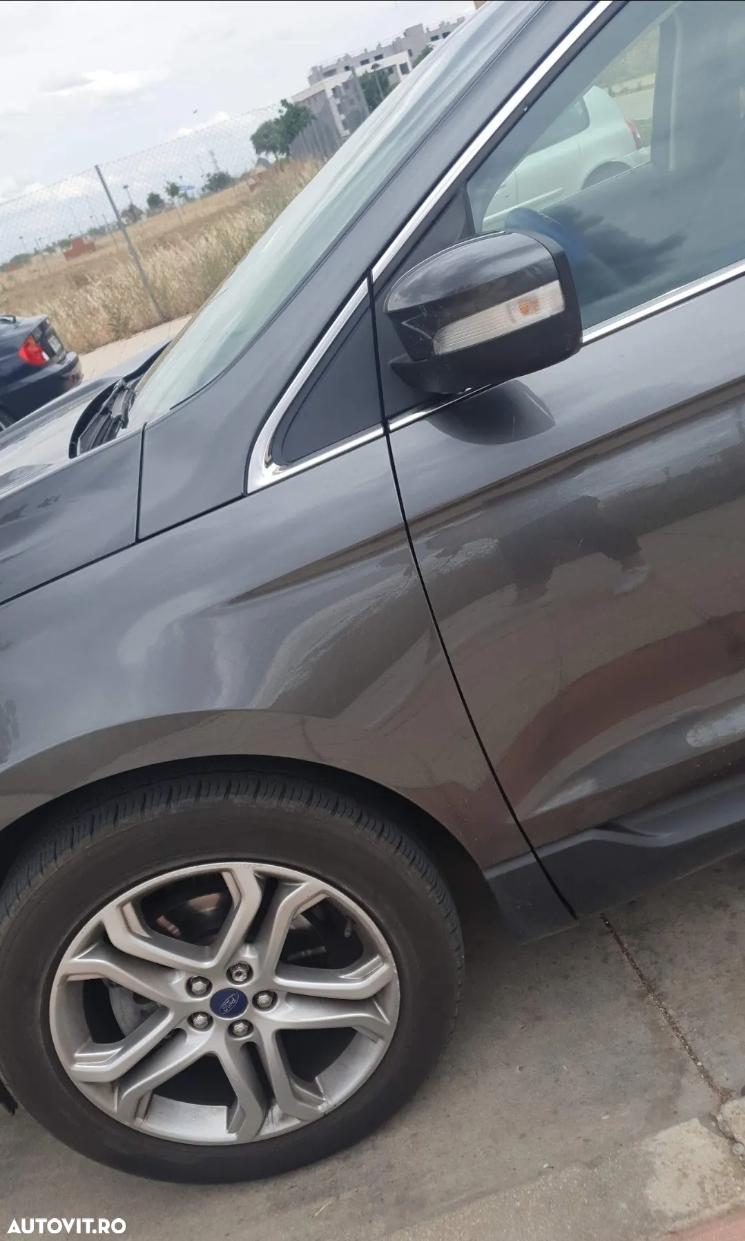 Ford Edge 2.0 TDCi Powershift Titanium - 3