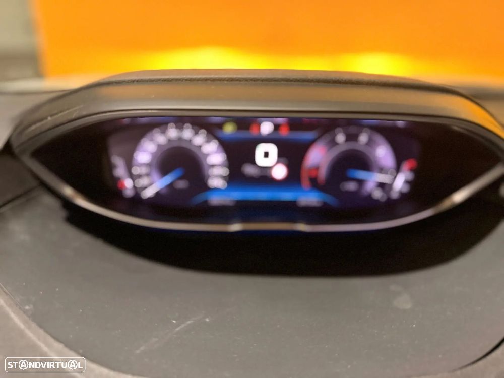 Peugeot 3008 1.5 BlueHDi GT EAT8 - 14