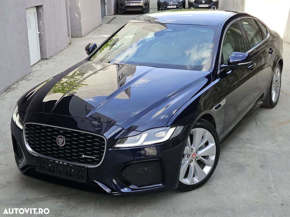 Jaguar XF D200 AWD R-Dynamic SE - 26