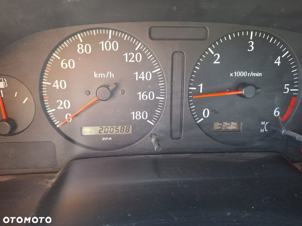 Nissan Patrol - 12