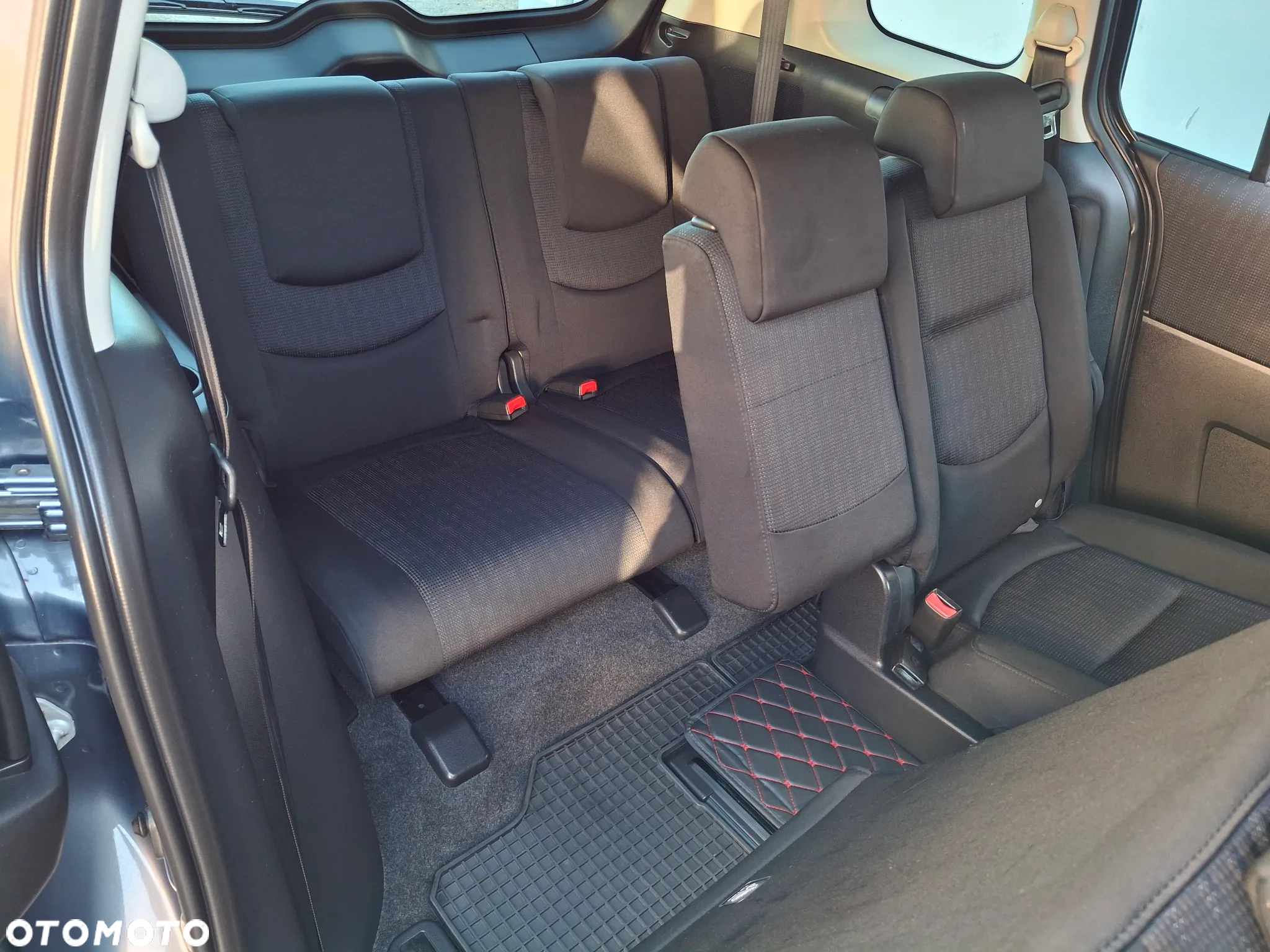Mazda 5 2.0 CD DPF Exclusive - 14