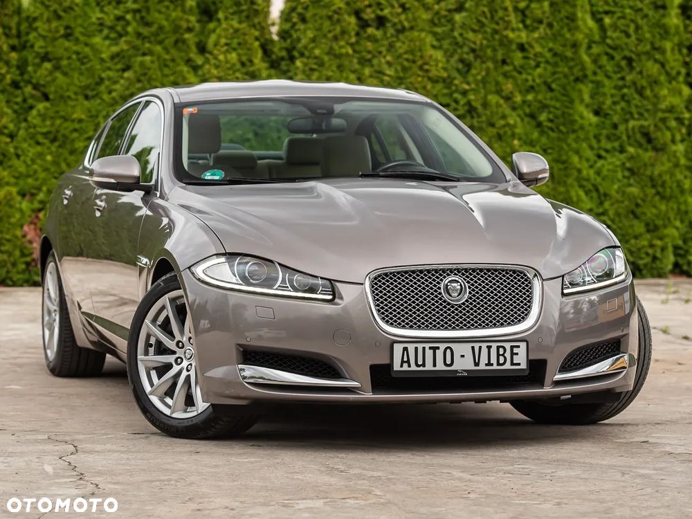 Jaguar XF - 2