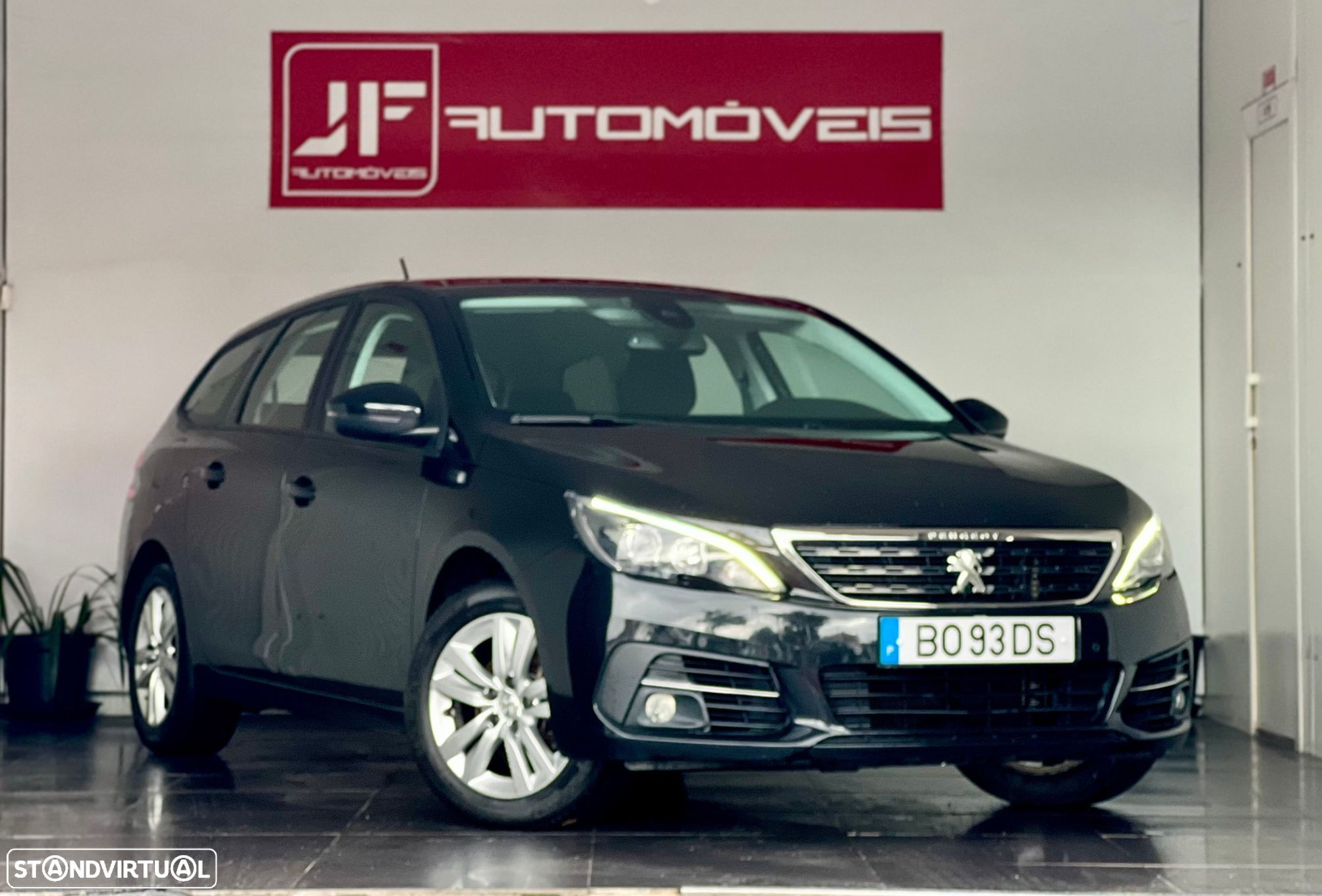 Peugeot 308 1.6 BlueHDi Business Line - 1