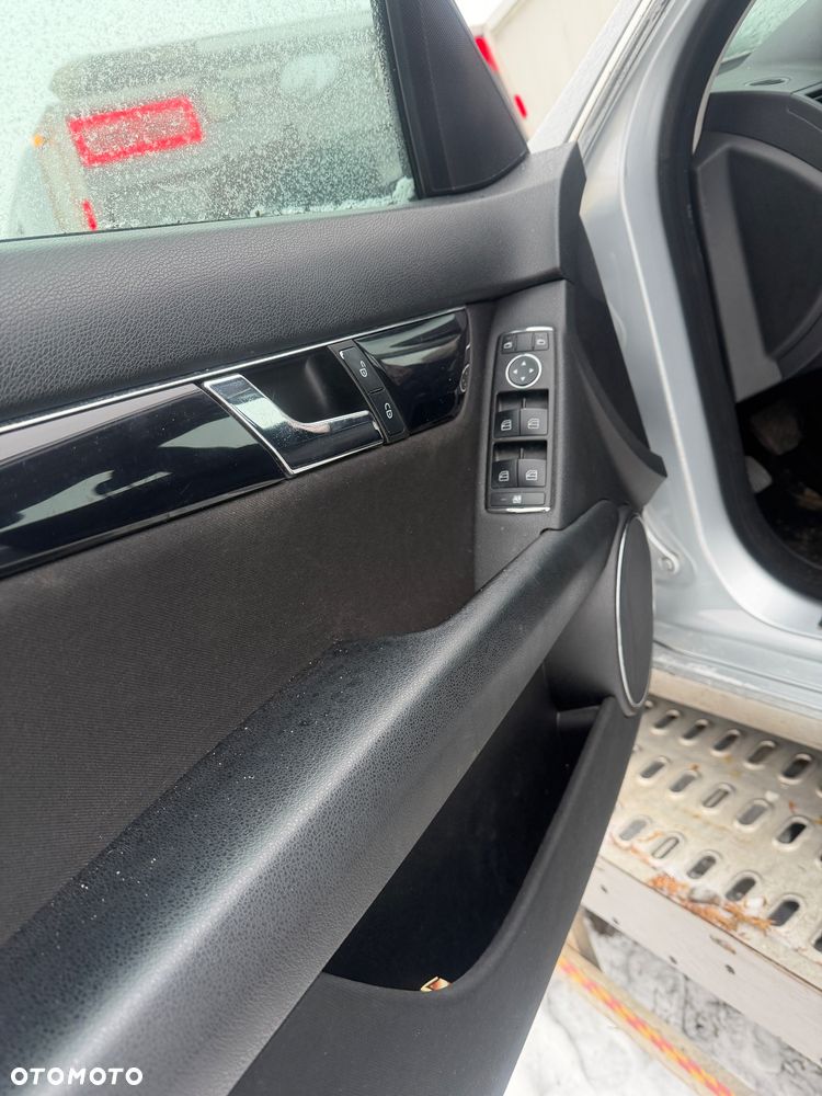 Mercedes-Benz Klasa C 200 CDI DPF Automatik - 10