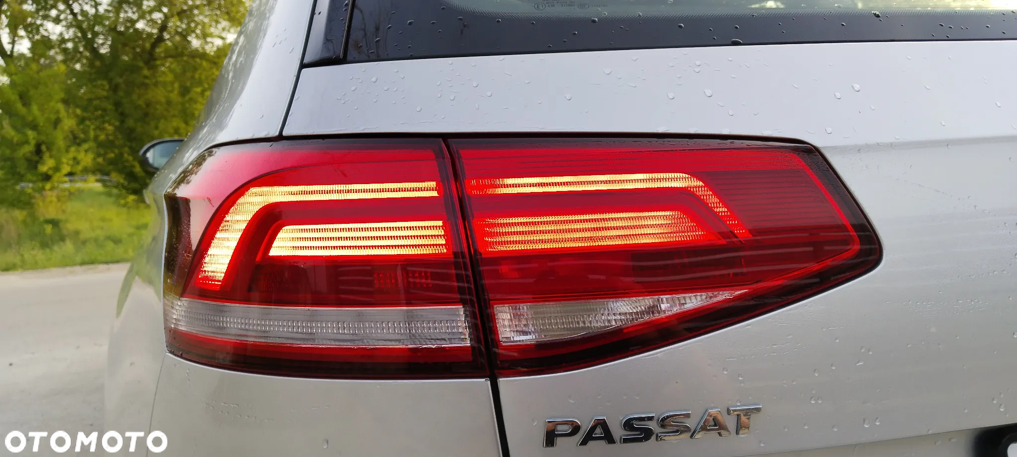 Volkswagen Passat Variant 2.0 TDI (BlueMotion Technology) Comfortline - 12