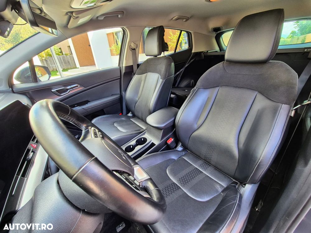 Kia Sportage 1.6 T-GDI 6MT 4x2 Business Line - 4