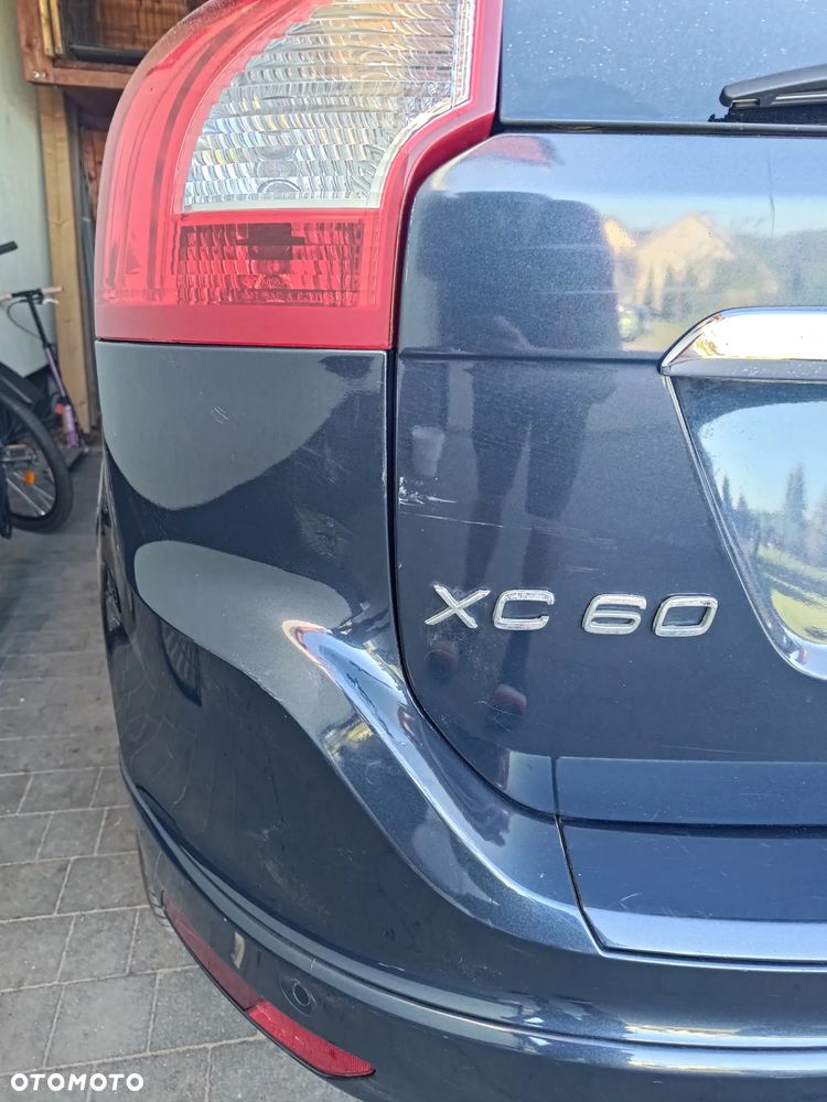 Volvo XC 60 D4 Momentum - 9
