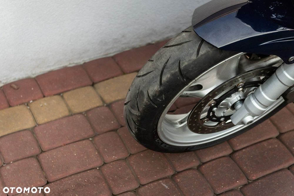 Yamaha FZ - 7