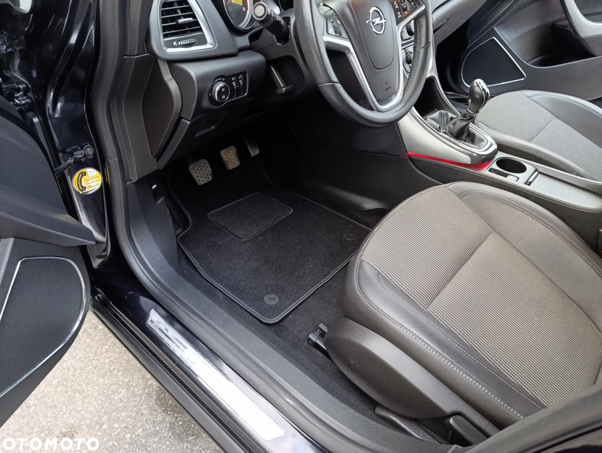 Opel Astra 1.4 Turbo Innovation - 19