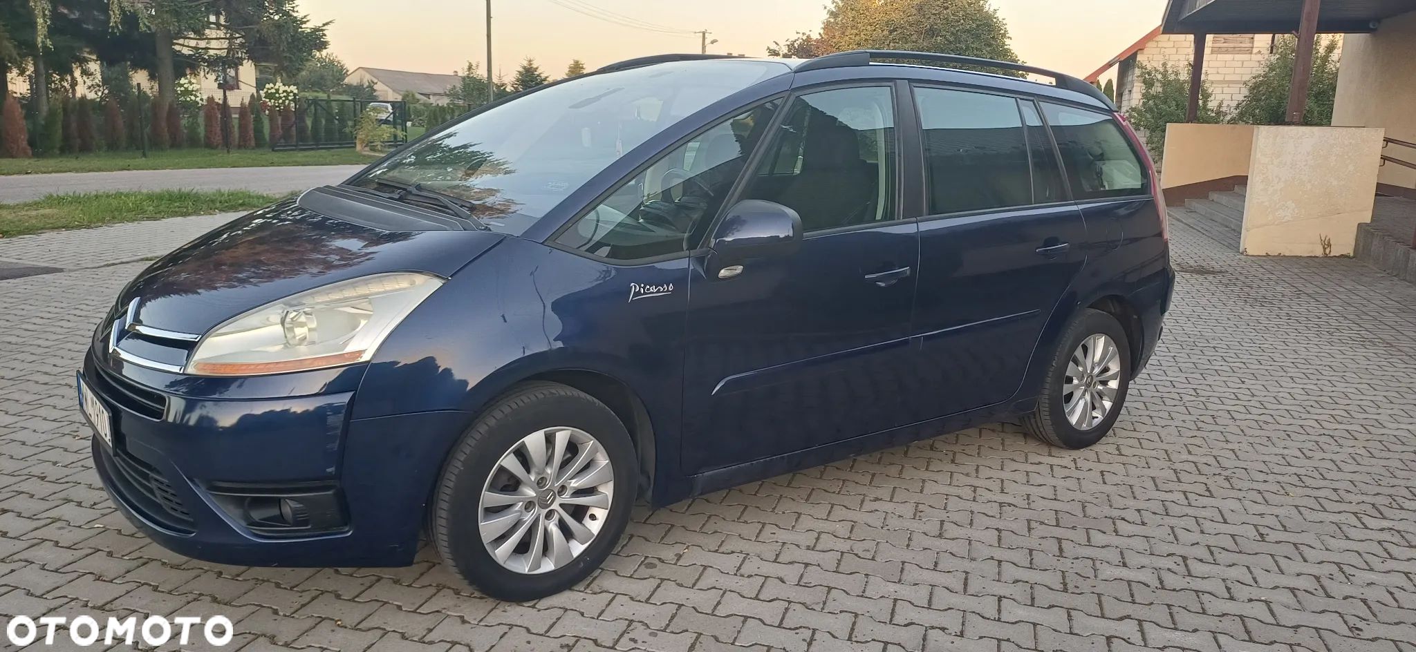 Citroën C4 Picasso 2.0 16V Exclusive - 1